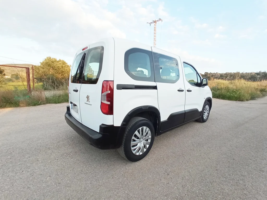 PEUGEOT RIFTER (4)
